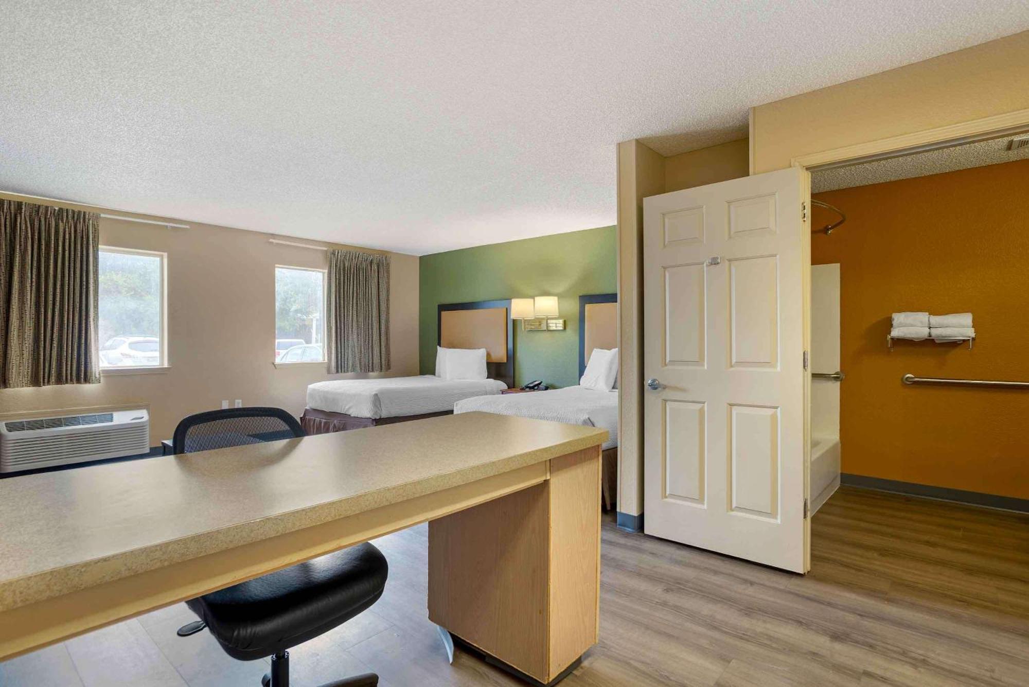 Extended Stay America Select Suites - Houston - Sugar Land Exterior photo